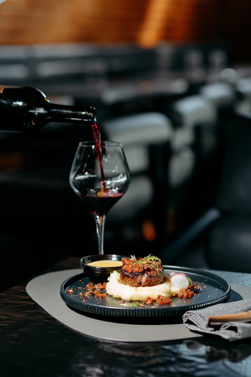 Beyond Restaurant & Lounge Bar Photos 2